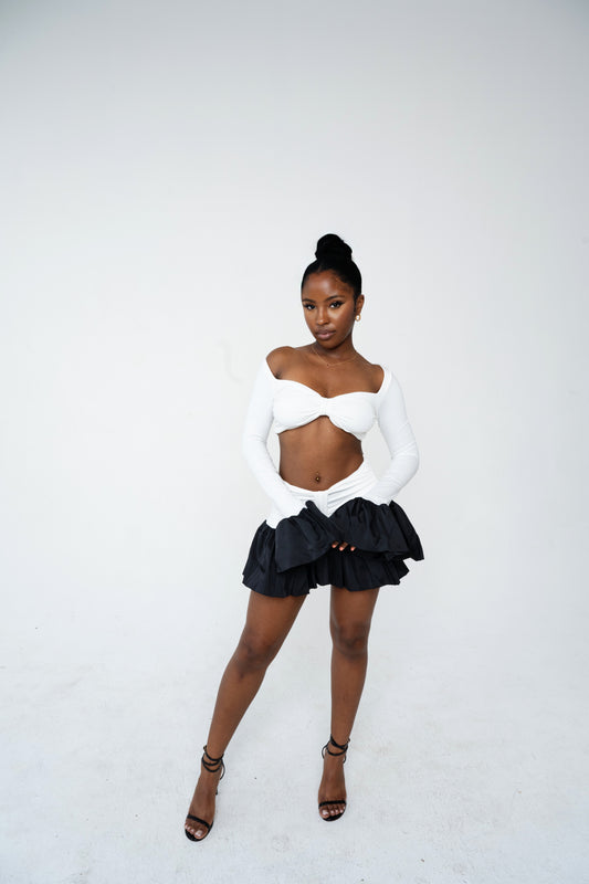 White & Black Two-Tone Set